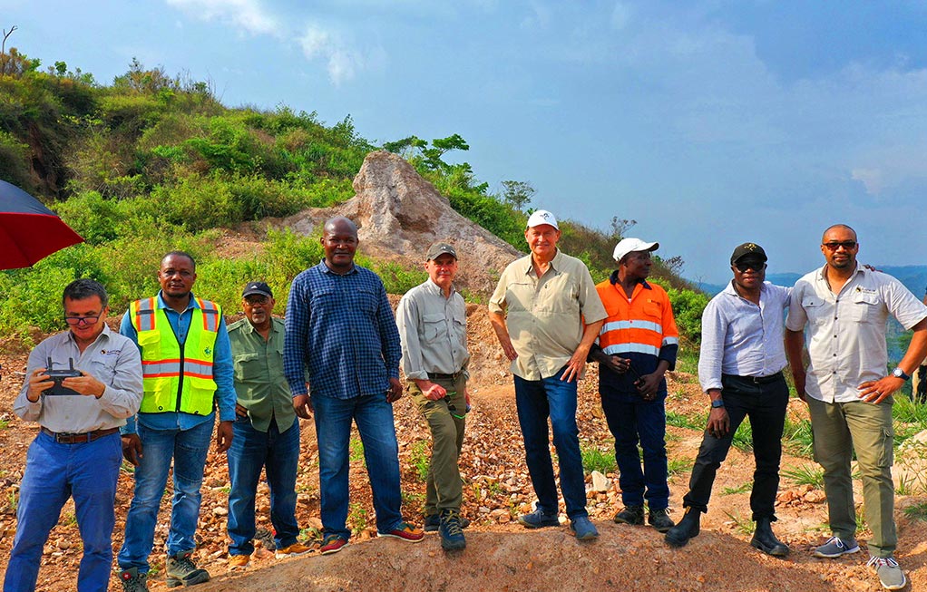 The team on top of the 3.3M oz Adumbi resource [photo]